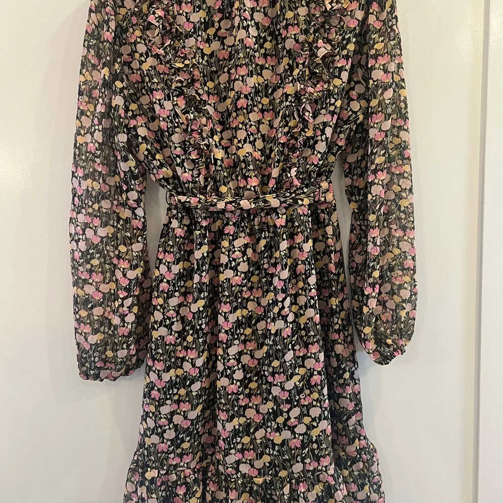 Women’s banana republic, extra small, XS navy dress with pink and yellow flowers - Picture 7 of 7